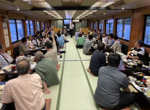 浅草へ日帰り社員旅行